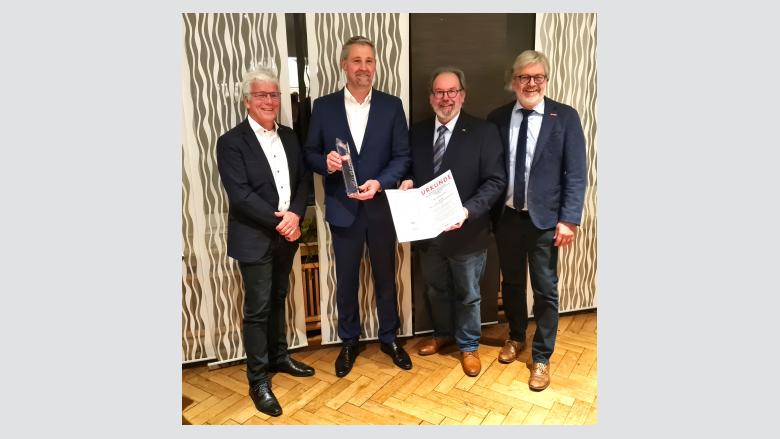 Willi-Heineking-Unternehmerpreis 2024 geht an Dr. Lorenz Kiene aus Hoya